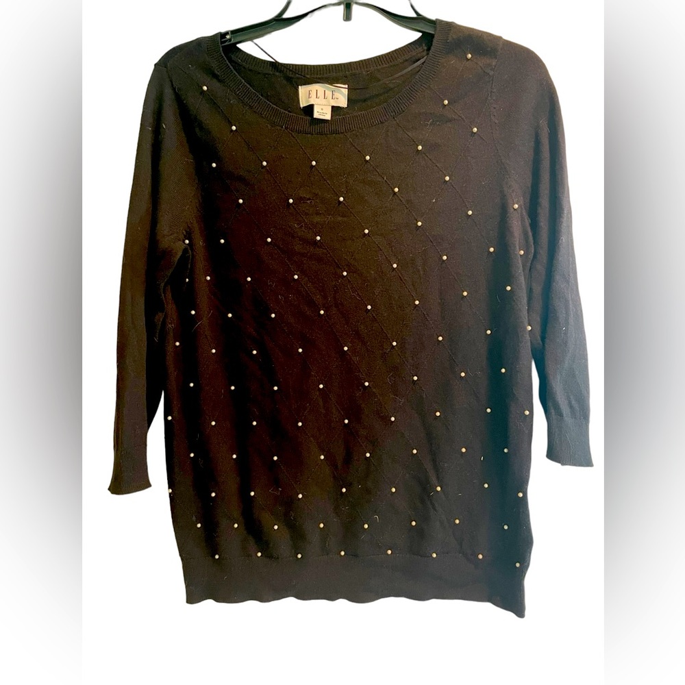 Elle. Black women’s size small sweater with fake pearls
